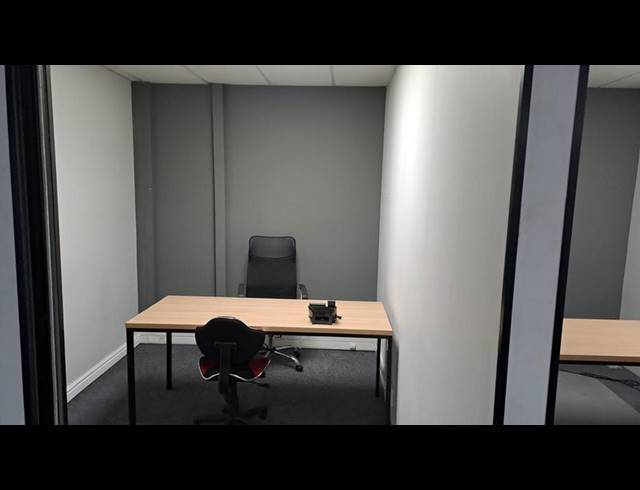 BUSINESS PROPERTY TO RENT IN NEWTON PARK